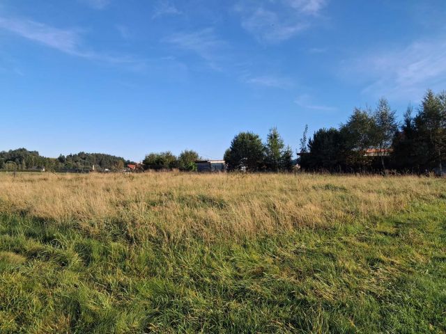 Działka budowlana Hoszów. Zdjęcie 1