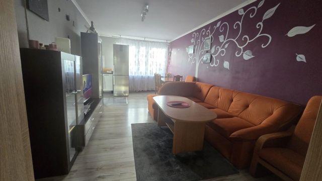 Mieszkanie 3-pokojowe Dzierżoniów. Zdjęcie 1