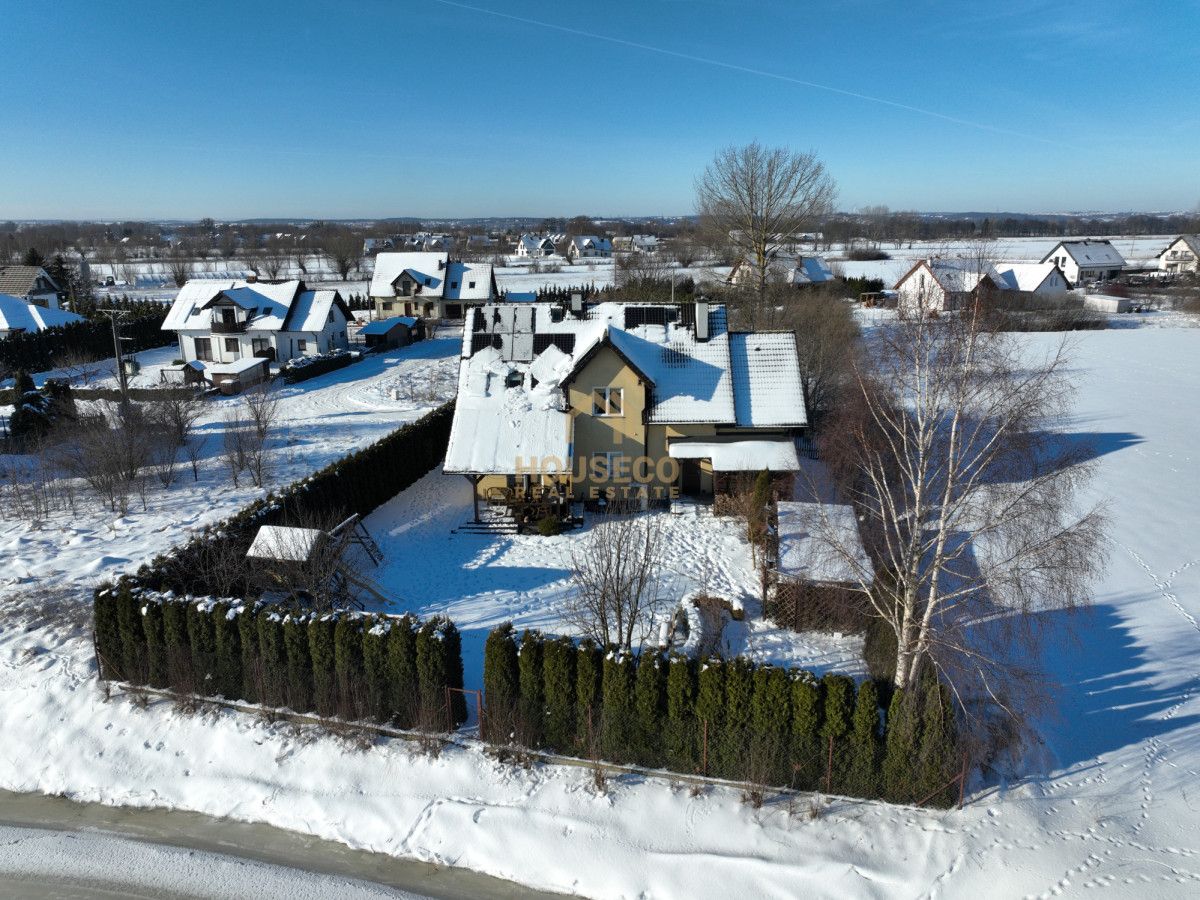 dom wolnostojący, 6 pokoi Rokitnica, ul. Kwiatowa. Zdjęcie 1