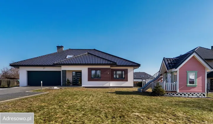 dom wolnostojący, 4 pokoje Krasienin-Kolonia