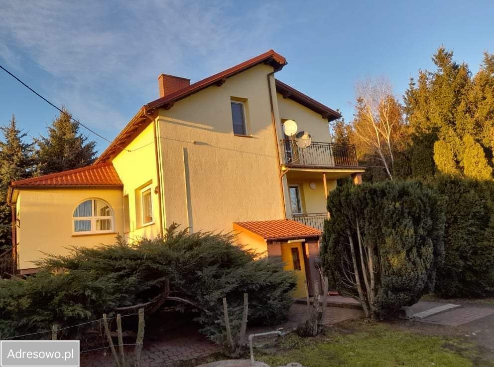 dom wolnostojący, 6 pokoi Smolnica