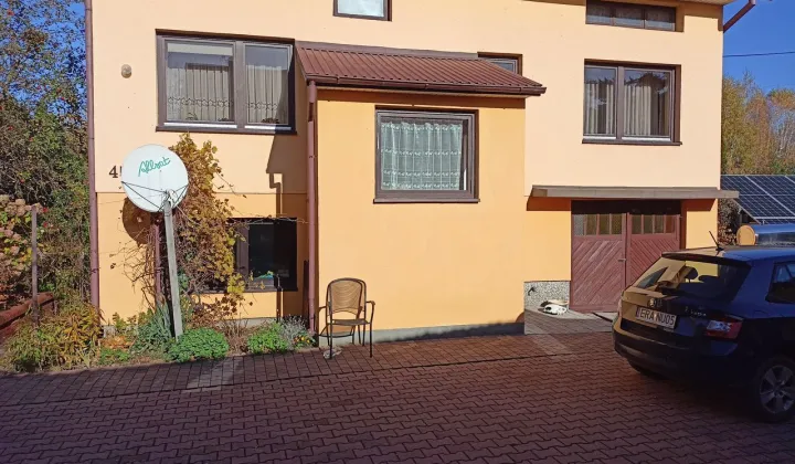 dom wolnostojący, 5 pokoi Wielgomłyny, ul. Polna