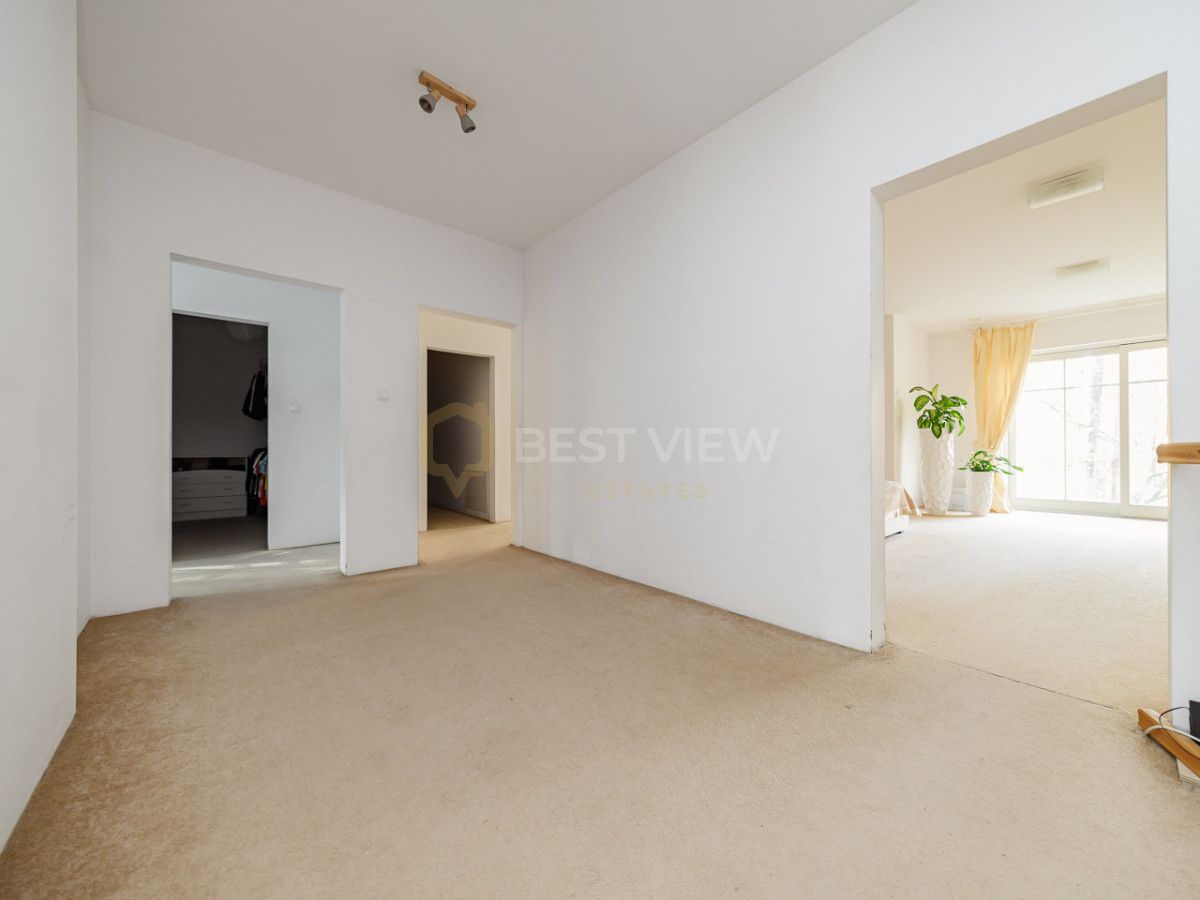 dom wolnostojący, 6 pokoi Magdalenka. Zdjęcie 16