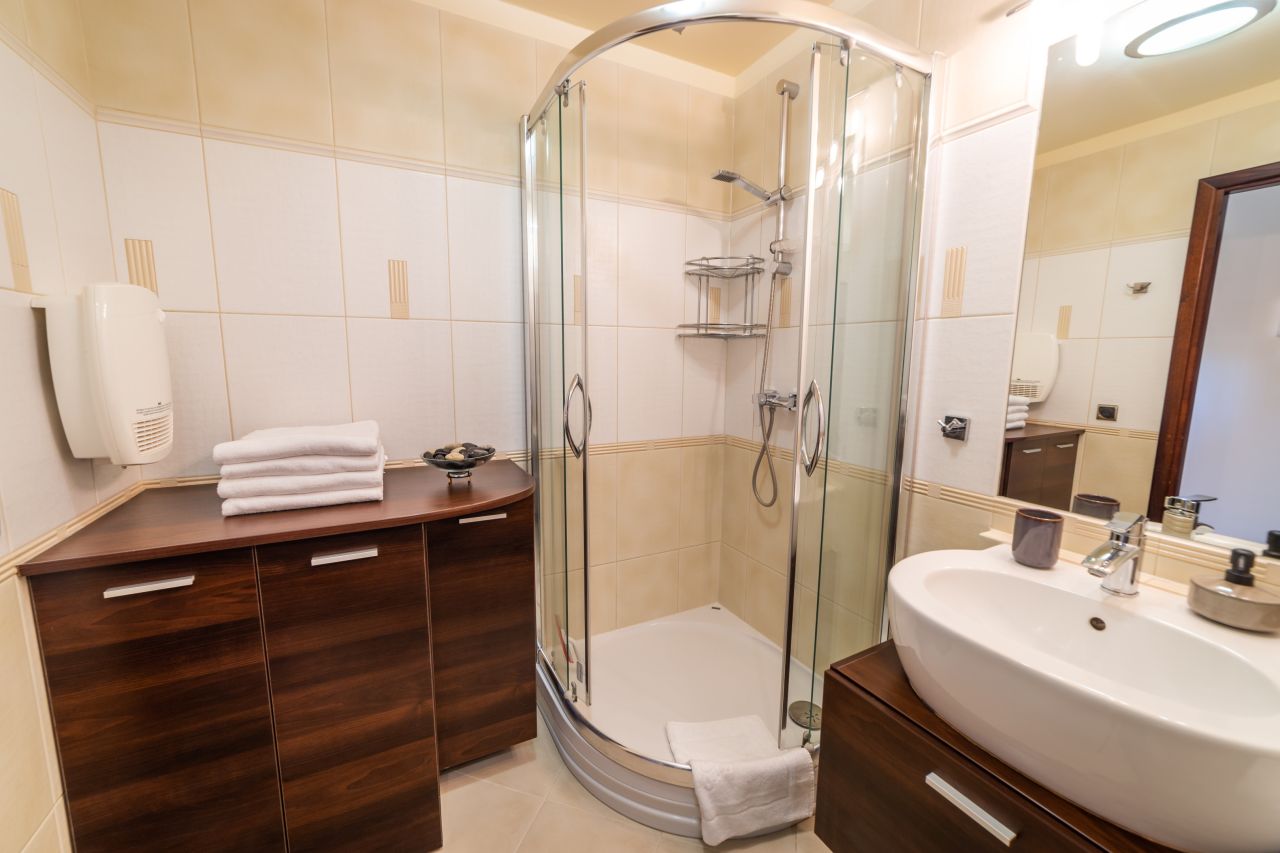 Mieszkanie 2-pokojowe Mikołajki, pl. Wolności. Zdjęcie 11