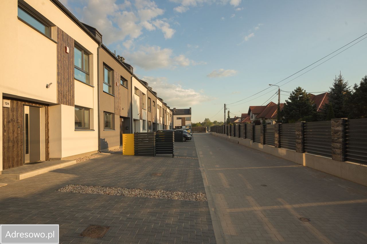 dom szeregowy, 3 pokoje Porosły, ul. Sadowa. Zdjęcie 7