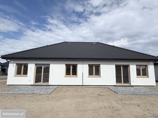 bliźniak, 4 pokoje Kobylnica. Zdjęcie 1