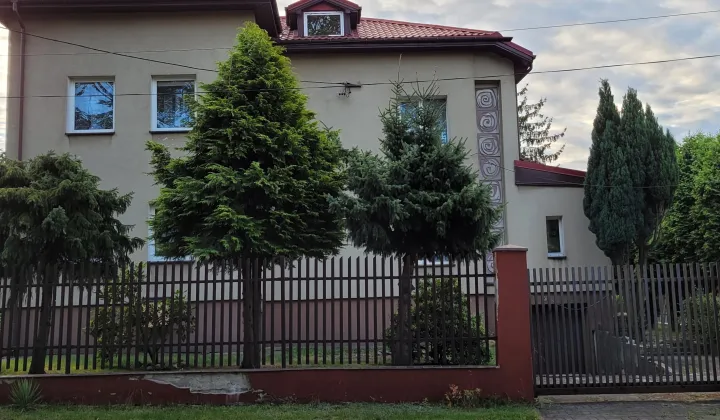 dom wolnostojący, 5 pokoi Łódź Julianów, ul. Liściasta