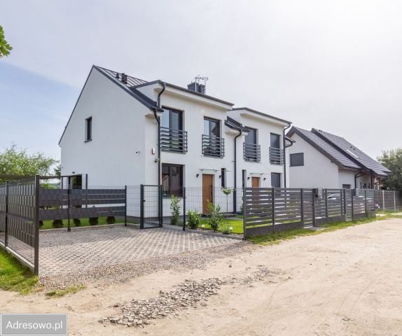 bliźniak, 4 pokoje Szreniawa, ul. Agatowa. Zdjęcie 1