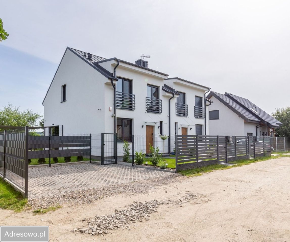 bliźniak, 4 pokoje Szreniawa, ul. Agatowa. Zdjęcie 1