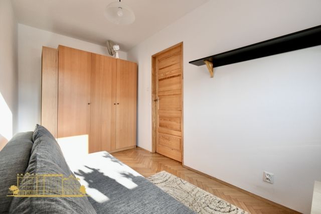 Mieszkanie 3-pokojowe Kraków, ul. Królewska. Zdjęcie 4