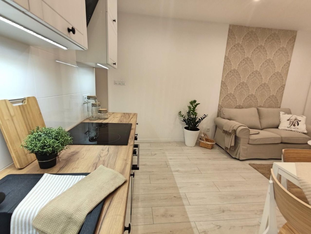 Mieszkanie 3-pokojowe Tarnów Śródmieście, ul. Hugona Kołłątaja. Zdjęcie 6