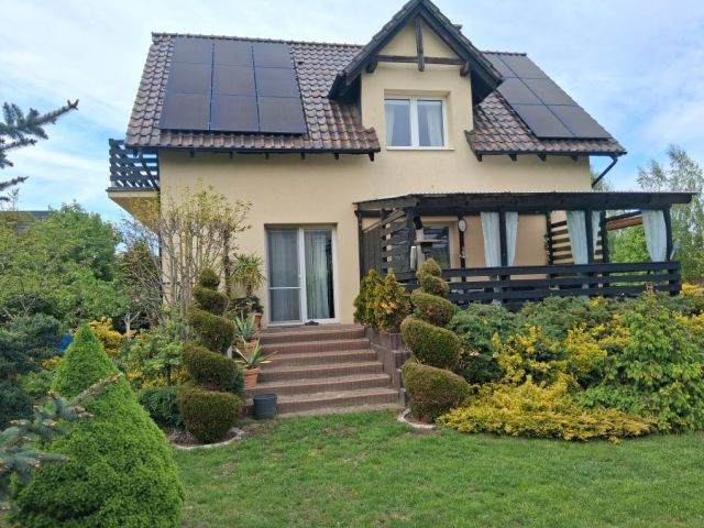 dom wolnostojący Szpęgawa, ul. Parkowa. Zdjęcie 1