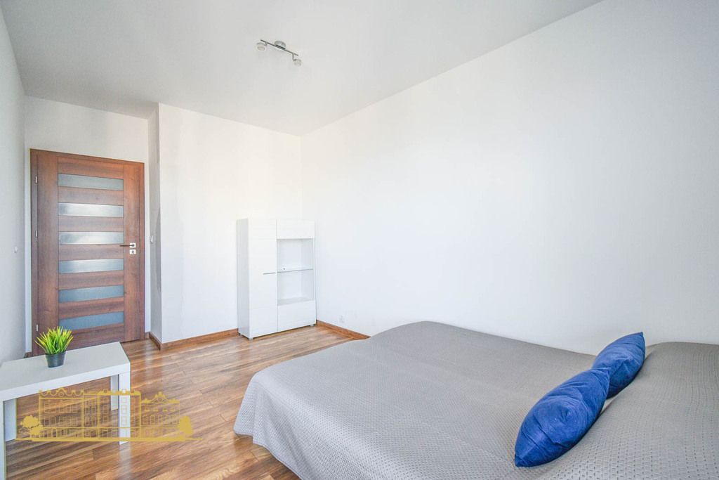 Mieszkanie 3-pokojowe Kraków Grzegórzki, ul. płk. pil. Stefana Łaszkiewicza. Zdjęcie 2