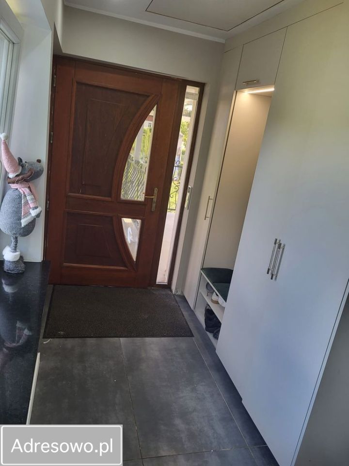 dom wolnostojący, 3 pokoje Czernin. Zdjęcie 17