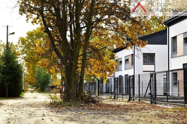 bliźniak, 5 pokoi Chotomów, ul. Dębowa. Zdjęcie 2