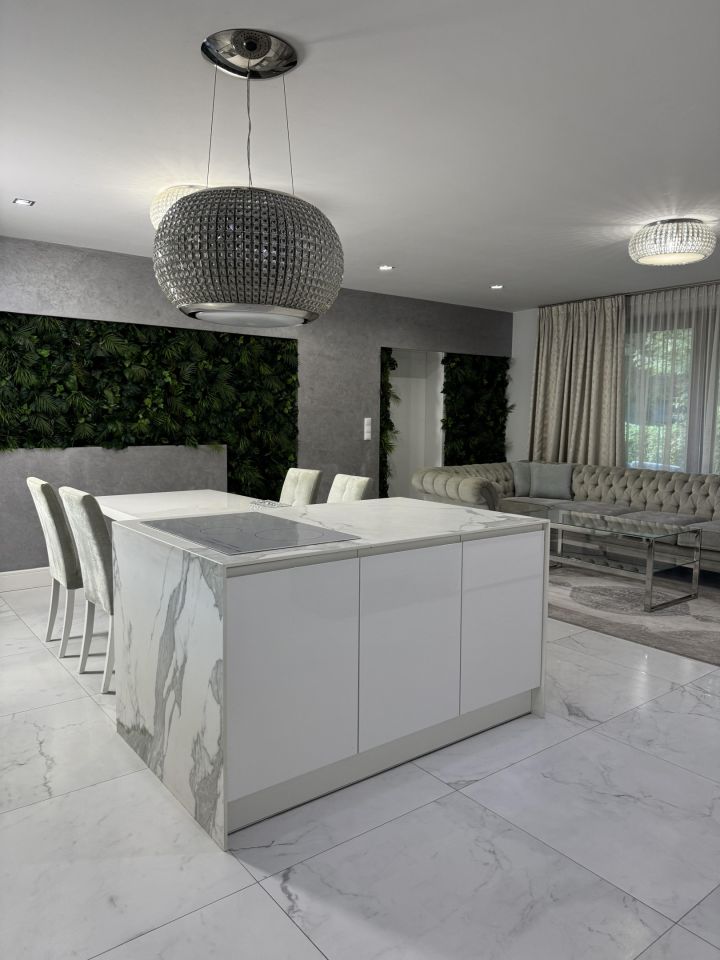 dom wolnostojący, 7 pokoi Warszawa Wawer, ul. Napoleona Bonaparte