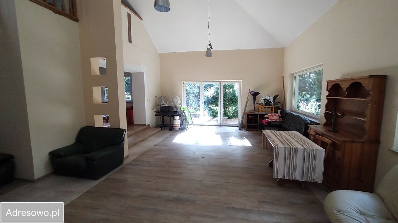 dom wolnostojący, 5 pokoi Sokolniki-Las. Zdjęcie 9