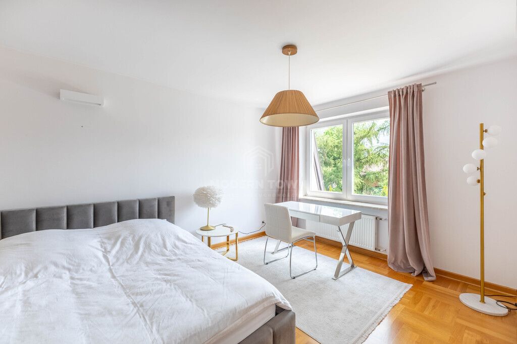 dom wolnostojący, 5 pokoi Konstancin-Jeziorna. Zdjęcie 20