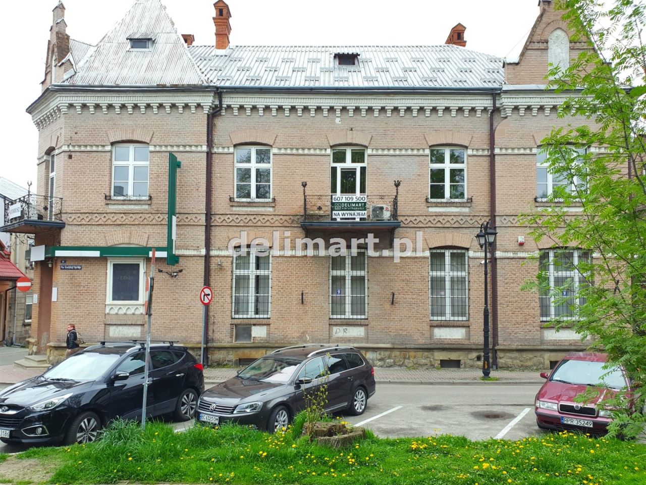 Lokal Lesko, pl. Konstytucji 3 Maja. Zdjęcie 18