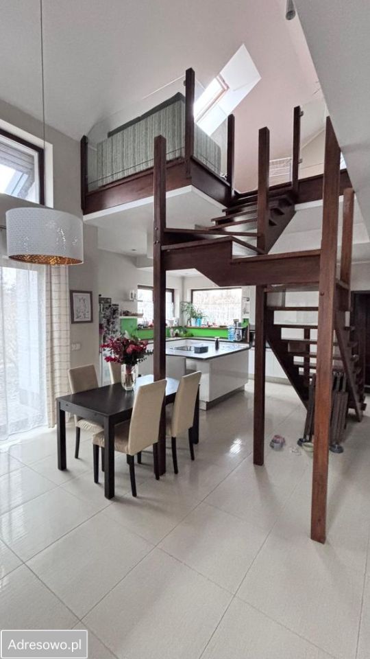 dom wolnostojący, 5 pokoi Milanówek, ul. Kazimierzowska. Zdjęcie 2