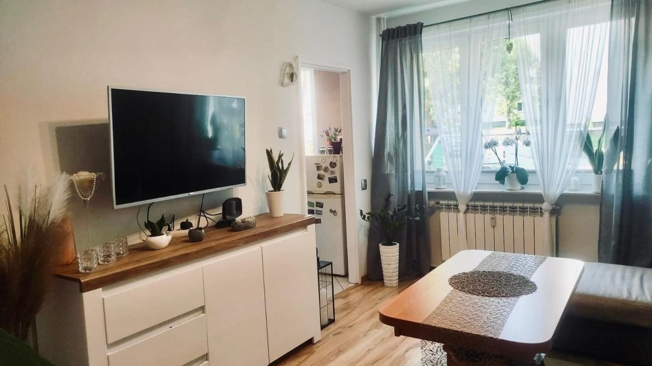 Mieszkanie 1-pokojowe Busko-Zdrój, os. Kazimierza Pułaskiego. Zdjęcie 1
