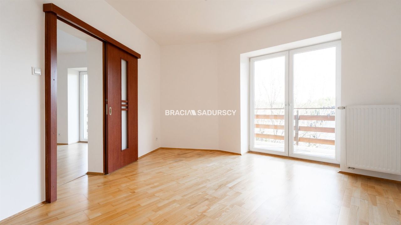 bliźniak, 6 pokoi Kokotów. Zdjęcie 4