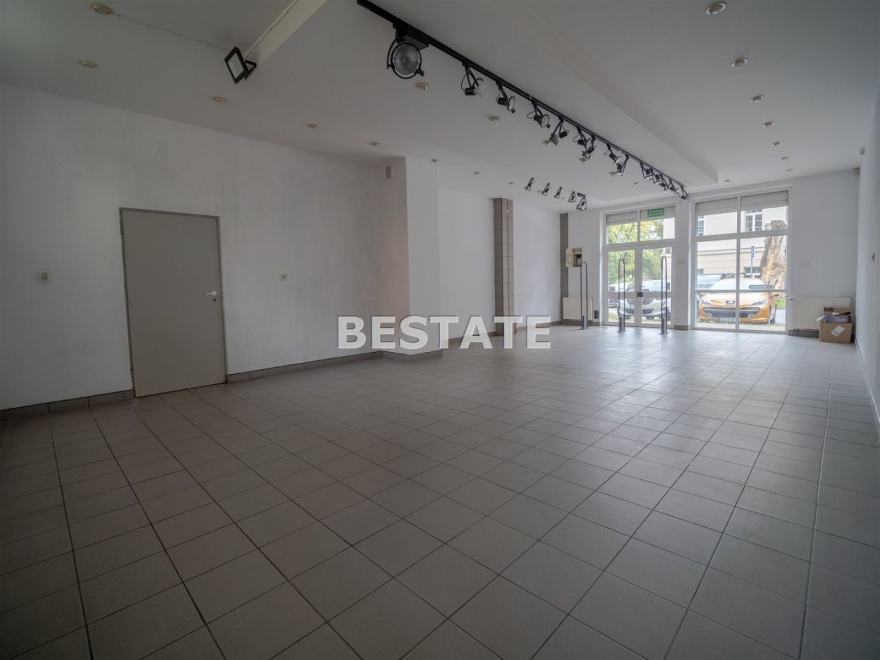 Lokal Tarnów, ul. Eljasza Goldhammera. Zdjęcie 3