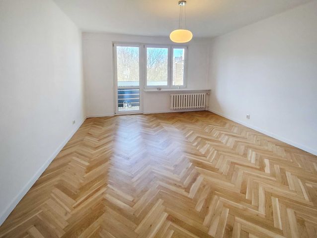 Mieszkanie 2-pokojowe Kraków Nowa Huta, os. Kolorowe. Zdjęcie 1