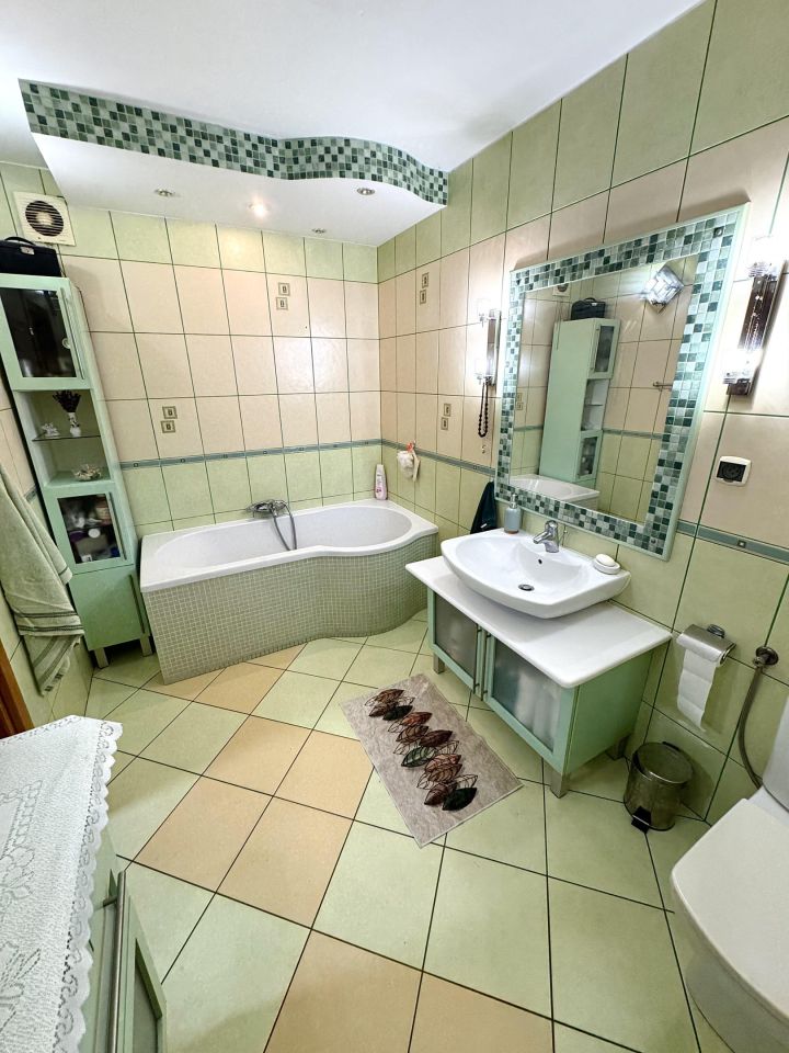 dom wolnostojący, 4 pokoje Sedranki. Zdjęcie 11