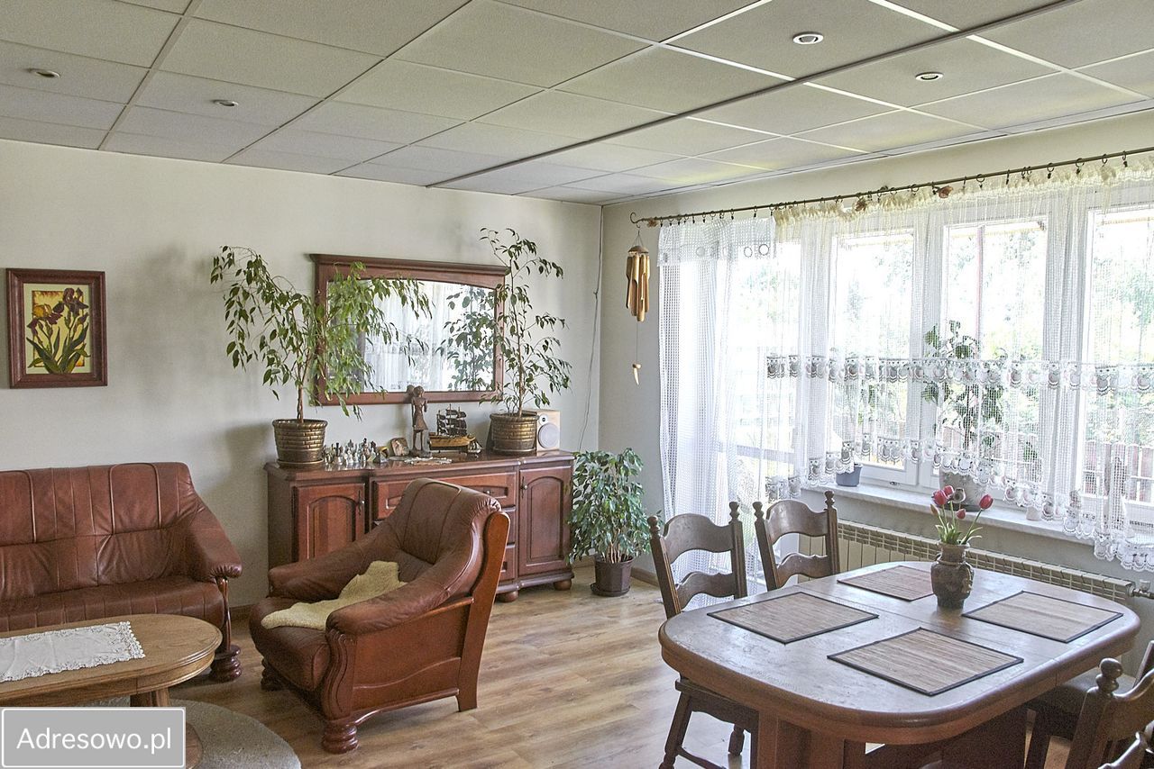 dom wolnostojący, 4 pokoje Zwoleń, ul. Traugutta. Zdjęcie 2
