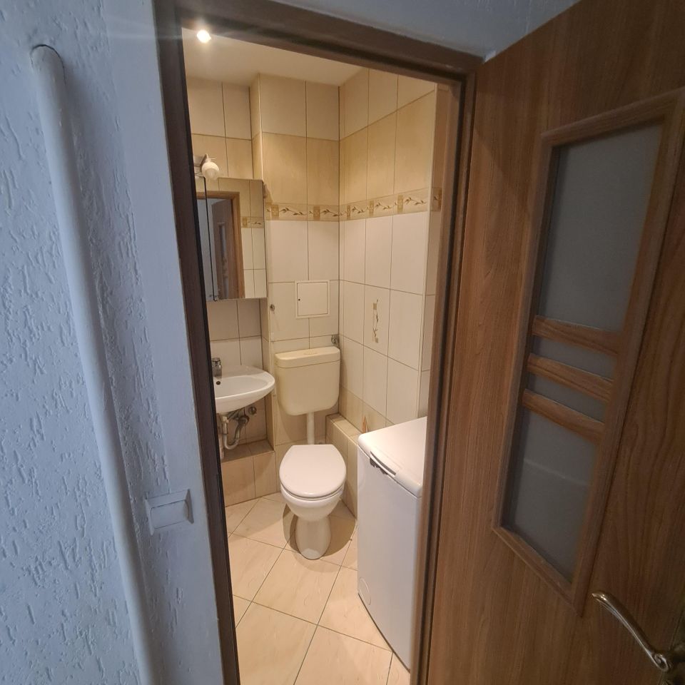 Mieszkanie 2-pokojowe Konin, ul. kard. Stefana Wyszyńskiego. Zdjęcie 4