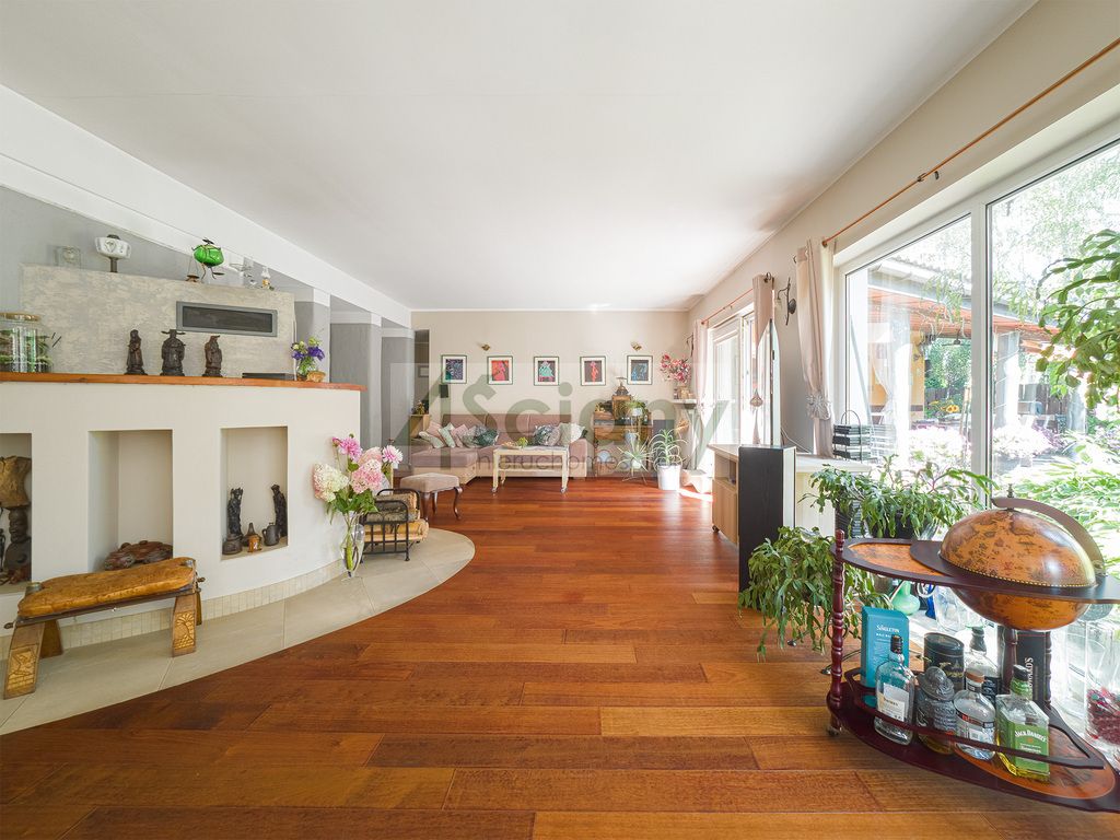 dom wolnostojący, 6 pokoi Konstancin-Jeziorna. Zdjęcie 5