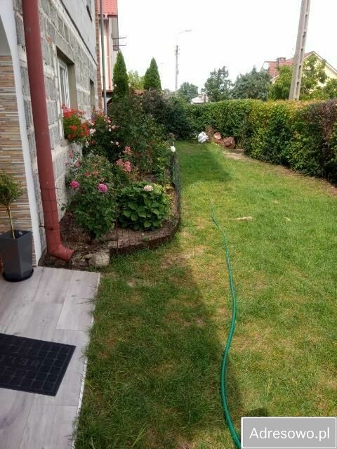 dom wolnostojący, 5 pokoi Tłuszcz Centrum, ul. Spokojna. Zdjęcie 2