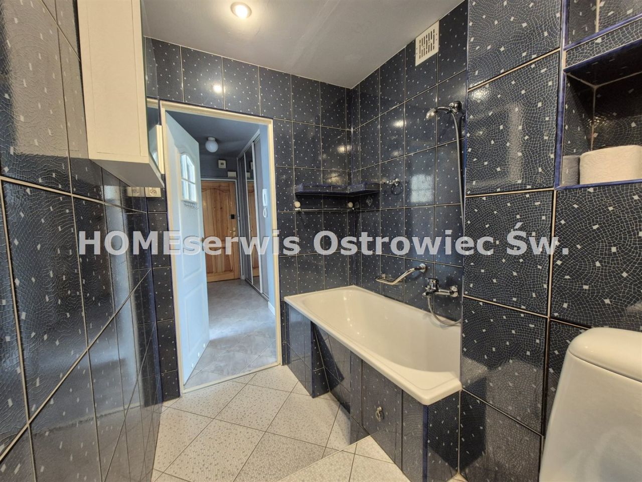 Mieszkanie 2-pokojowe Ostrowiec Świętokrzyski Centrum. Zdjęcie 2