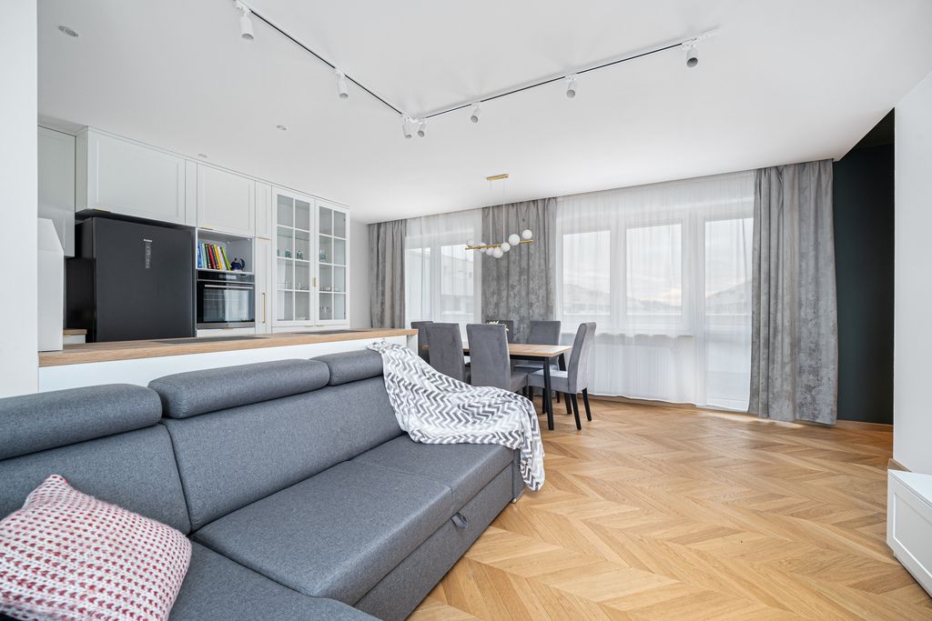 Mieszkanie 3-pokojowe Ząbki, ul. Christiana Andersena