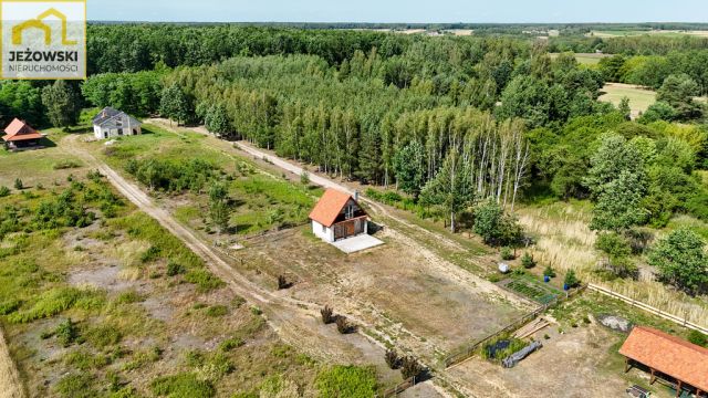 dom wolnostojący, 3 pokoje Ławeczko Stare. Zdjęcie 9