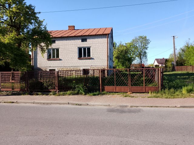 dom wolnostojący, 3 pokoje Gowarczów, ul. Szkolna. Zdjęcie 1
