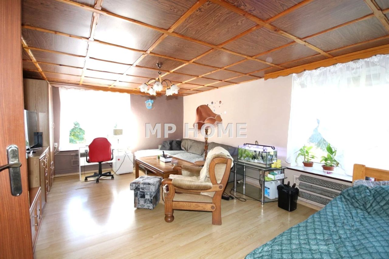 dom wolnostojący, 5 pokoi Bronów. Zdjęcie 13