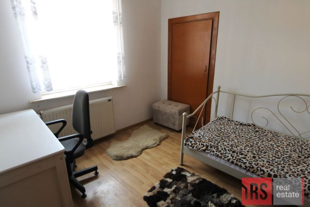 Mieszkanie 3-pokojowe Bytom, ul. Artura Grottgera. Zdjęcie 3