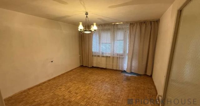 Mieszkanie 3-pokojowe Warszawa Ursus, ul. gen. Kazimierza Sosnkowskiego. Zdjęcie 1