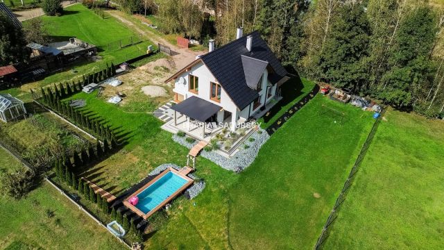 dom wolnostojący, 5 pokoi Marcyporęba, ul. Spacerowa. Zdjęcie 11