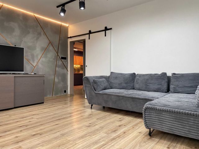 Mieszkanie 3-pokojowe Pabianice, ul. Bracka. Zdjęcie 1