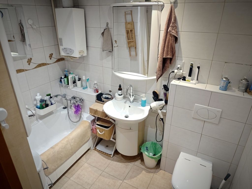 Mieszkanie 2-pokojowe Katowice Śródmieście, ul. ks. bp. Stanisława Adamskiego. Zdjęcie 5