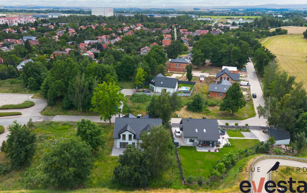 bliźniak, 5 pokoi Legnica. Zdjęcie 19