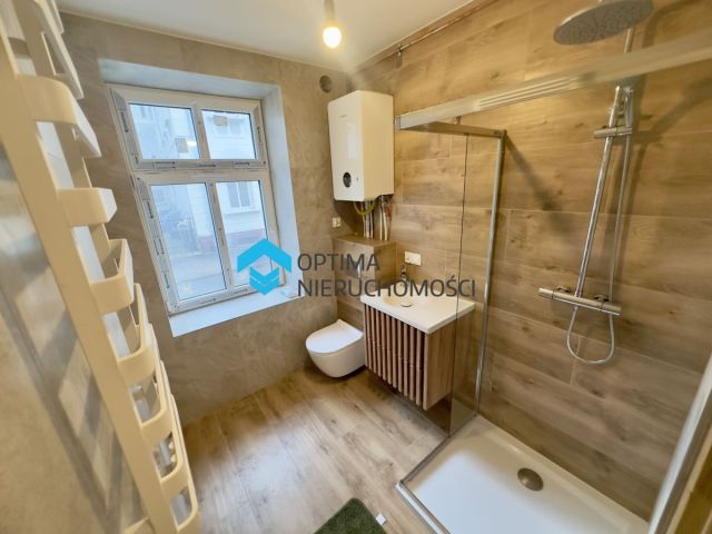 Mieszkanie 2-pokojowe Jelenia Góra, ul. Jana Kasprowicza. Zdjęcie 14