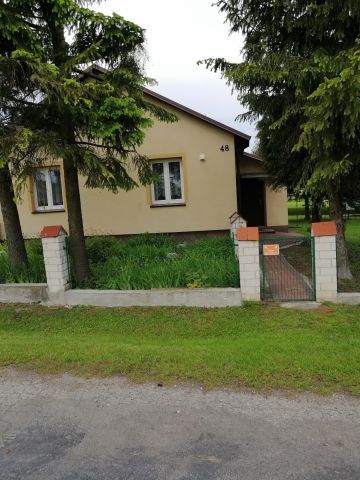 dom wolnostojący, 2 pokoje Szlatyn, brak. Zdjęcie 1