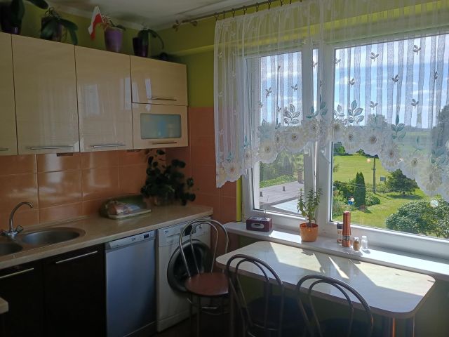 Mieszkanie 4-pokojowe Samostrzel. Zdjęcie 1