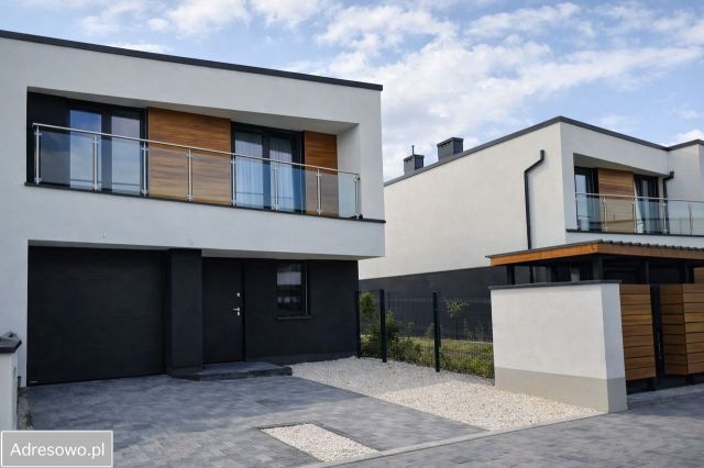 bliźniak, 4 pokoje Ożarów Mazowiecki, ul. Henryka Sienkiewicza. Zdjęcie 1