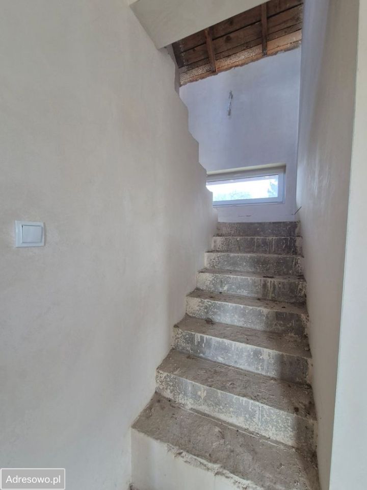 dom wolnostojący, 5 pokoi Słupno, ul. Szkolna. Zdjęcie 2