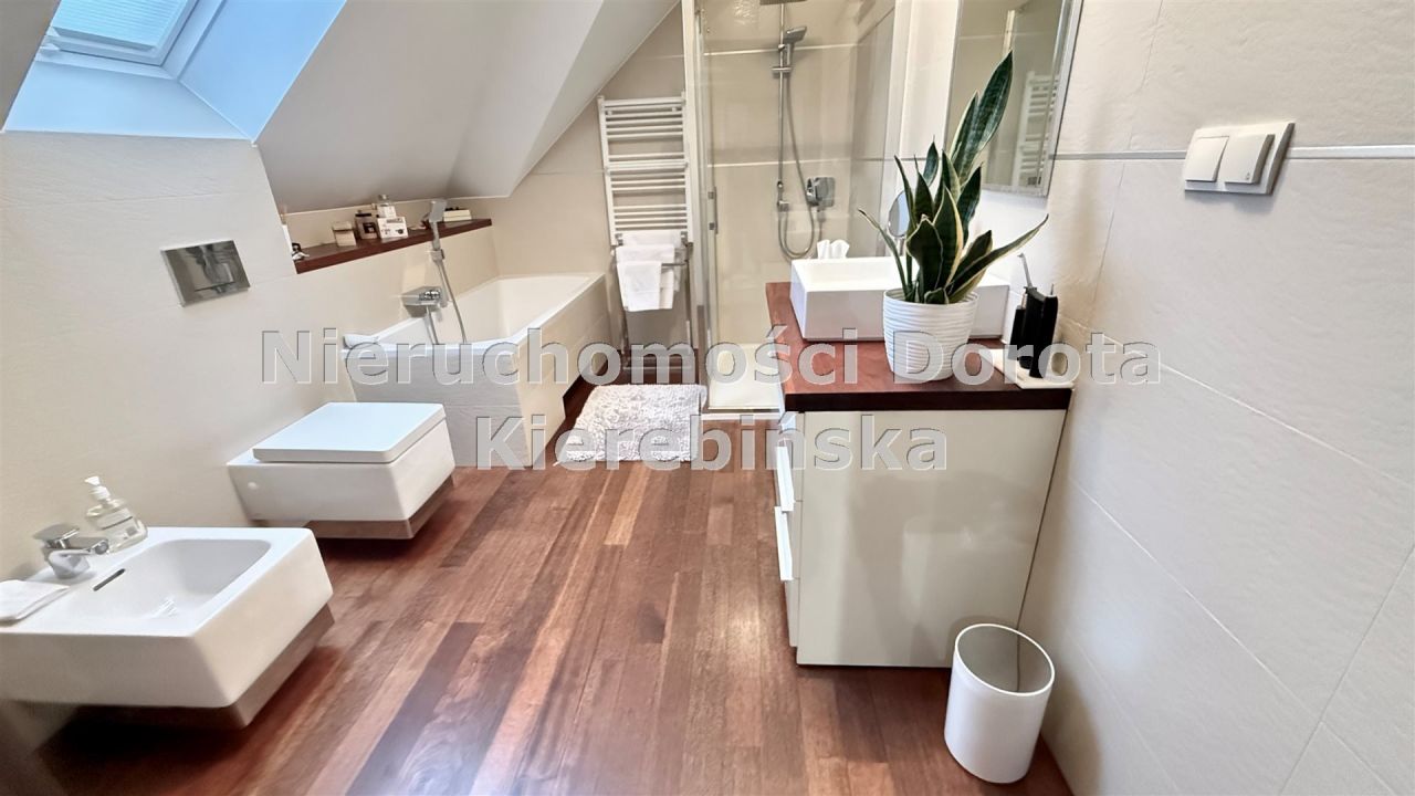 dom wolnostojący, 6 pokoi Bilcza. Zdjęcie 5